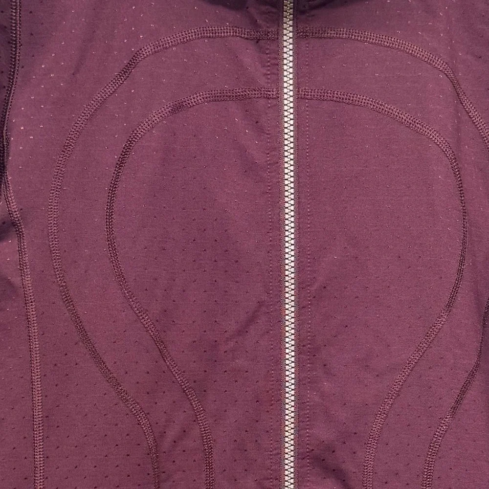 Lululemon Stride Jacket II Sz 8 In Bordeaux Drama - Picture 8 of 9